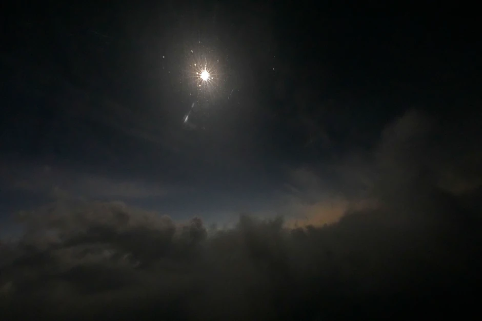 Potpuno pomračenje Sunca iz Arkadelfije u Arkansasu 8. aprila