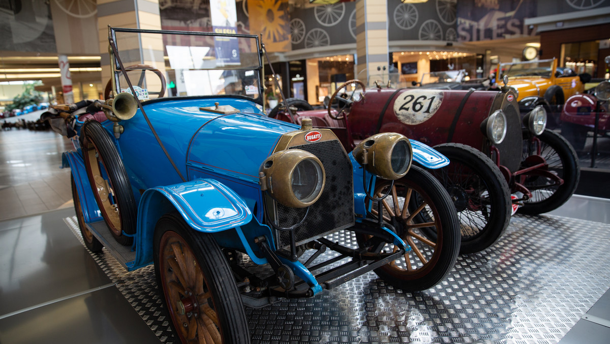 Katowice: historyczne Bugatti w Silesia City Center