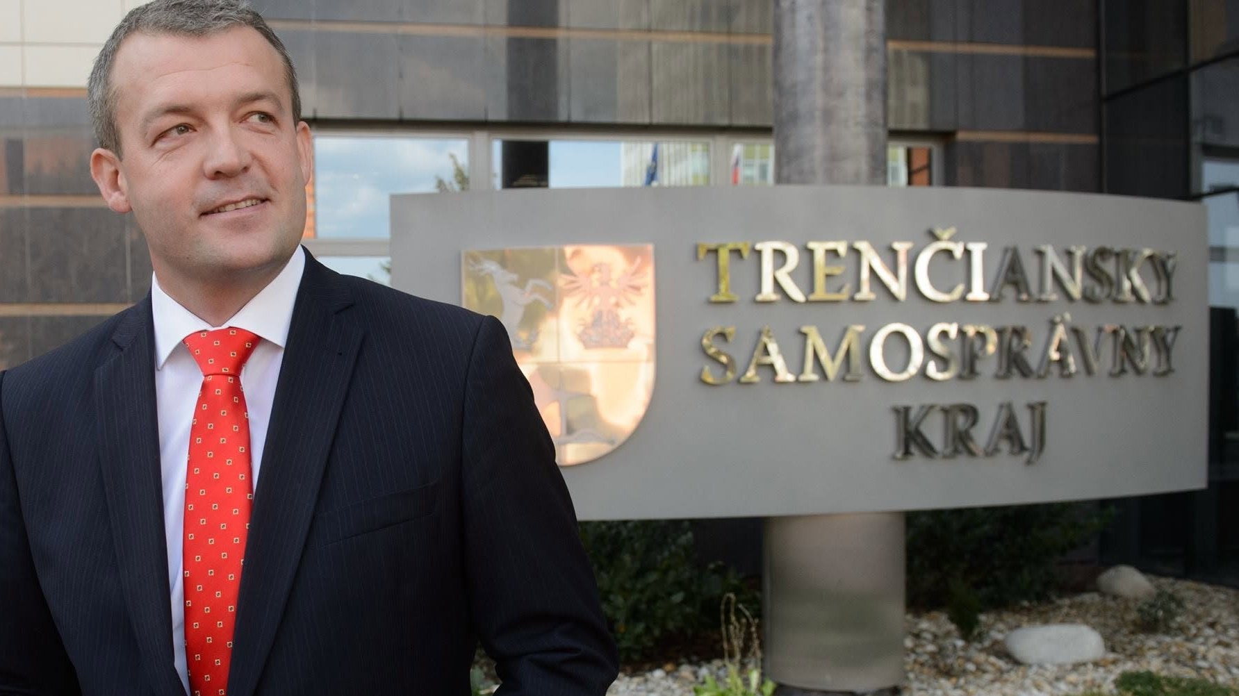 Predseda Trenčianskeho samosprávne kraja Jaroslav Baška (Smer-SD) 