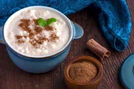 Ova TRI KOLAČA obožavala je cela JUGA, a danas ih retko ko pravi: Možete ih spremiti uvek kad vam se PRIJEDE NEŠTO SLATKO i odmah ćete se teleportovati u detinjstvo