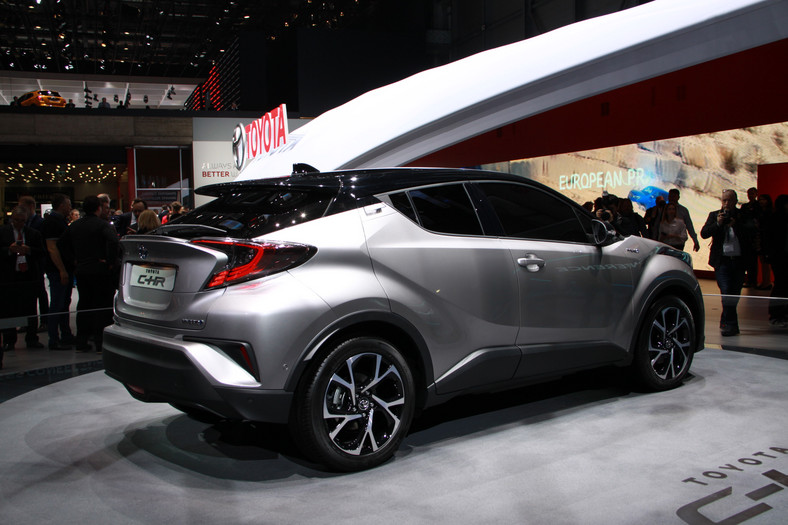 Toyota C-HR (Genewa 2016)