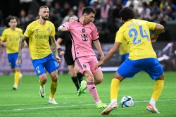 Miał być hit, wyszedł kit. Ronaldo nie zagrał, Messi wszedł w końcówce spotkania