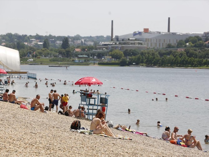 Simptomi toplotnog udara, prva pomoć i preventiva - stručnjaci otkrivaju sve što morate da znate 