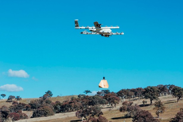 Dostawa dronami i „balony internetowe”. Oto nowe projekty firmy-matki Google, Alphabet