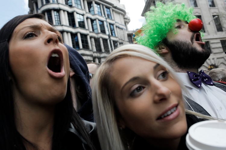 Manifestacje antyglobalistow przeciw szczytowi G20 w Londynie
