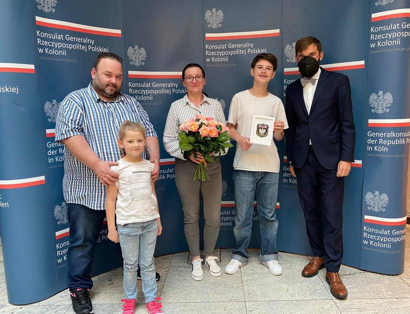 Bartek Zarębski uratował życie niemieckiego strażaka. Spotkał się z konsulem