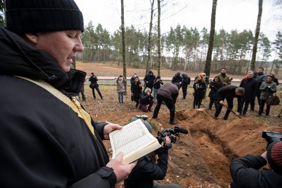 Pogrzeb nieznanego migranta w Bohonikach (18.11.2021 r.)