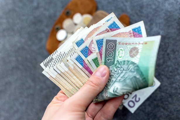Bezwarunkowy dochód podstawowy - dla kogo, do kiedy?