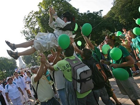 14.08.07 czestochowa, pielgrzymka przybyla do czestochowy, grupa z warszawy