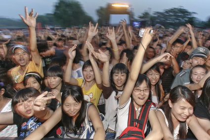 Technologia rozpoznawania twarzy w Chinach pomogła złapać przestępcę w tłumie na koncercie