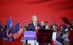 "Polska musi w końcu stać się państwem świeckim". Mocna deklaracja na konwencji partii Biedronia