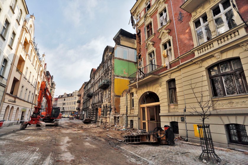 Katowice. Zawaliła się kamienica u zbiegu ulicy Sokolskiej i Chopina