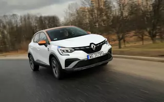 Jak sprawuje się hybryda w Renault Capturze?