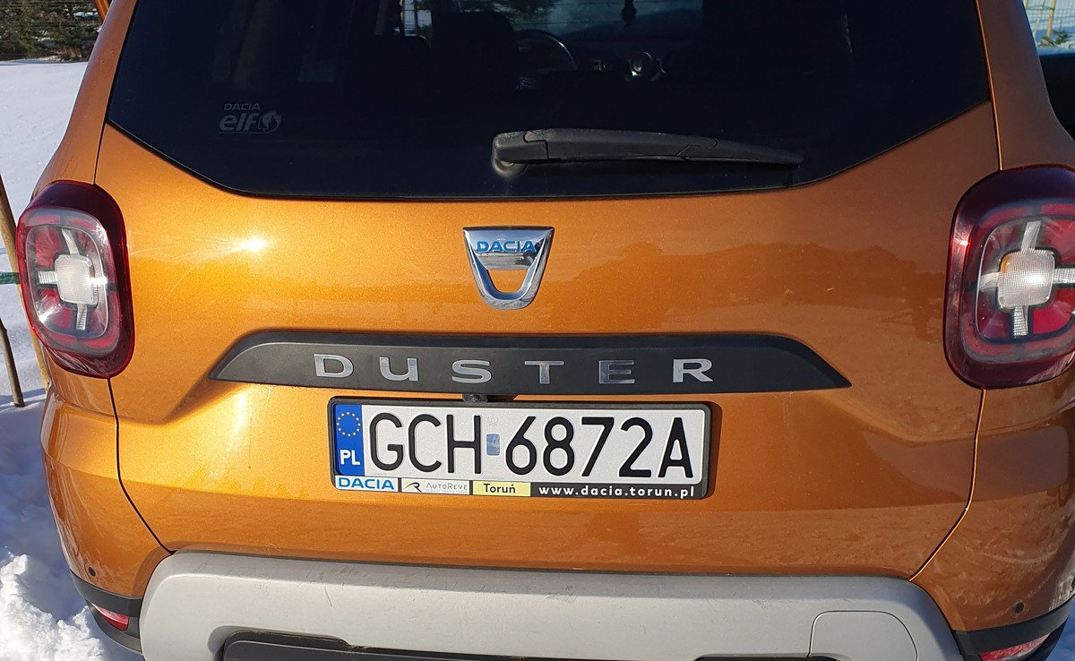 Dacia Duster 1.5 dCi tył auta nr rej GCH 6872A licytacja urząd skarbowy chojnice marzec 2026