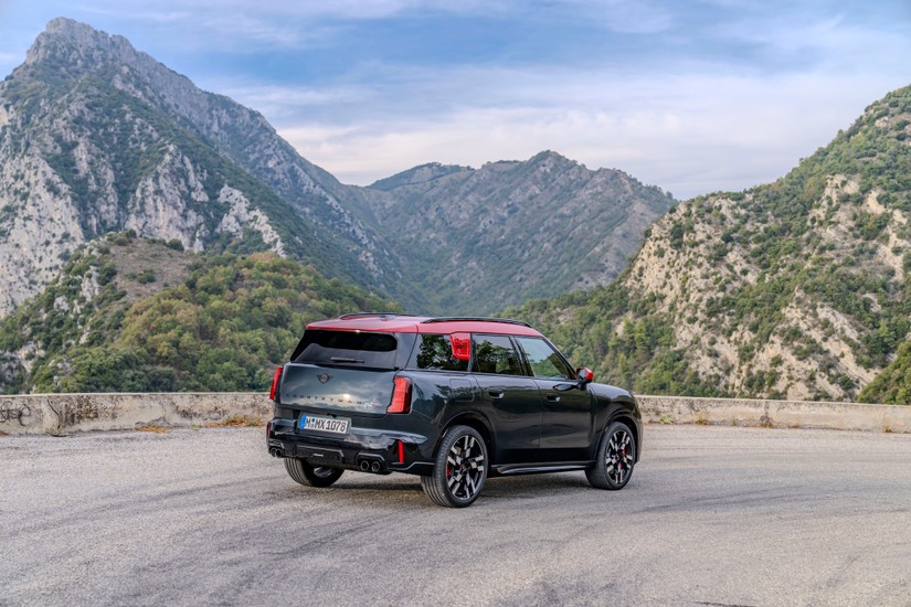 MINI Countryman JCW — zdjęcie poglądowe