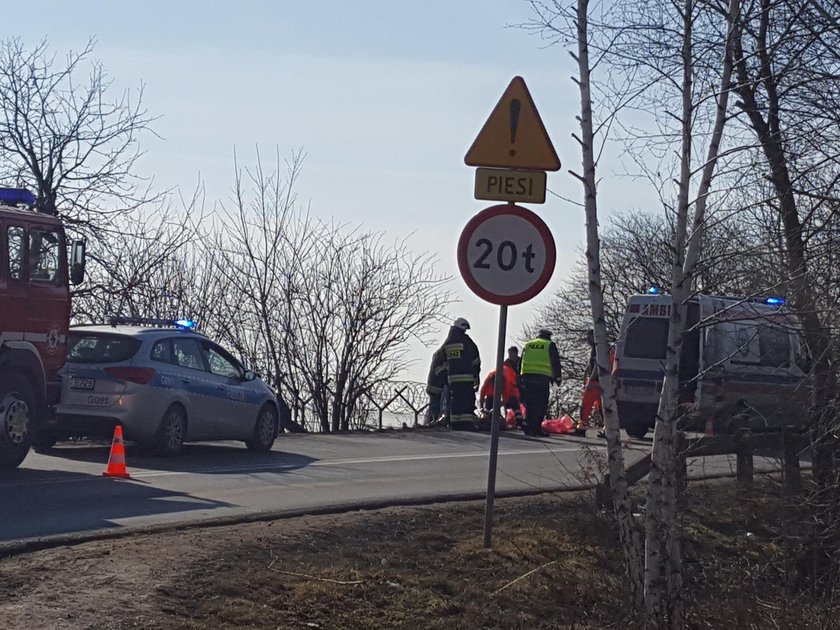 Potrącił mężczyznę i uciekł. Pieszy zmarł