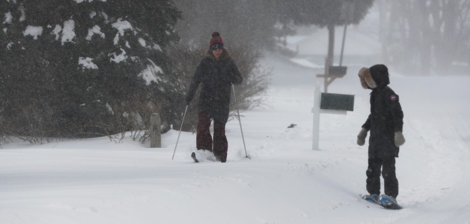 epa06417397 - USA WEATHER WINTER STORM (Winter storm hits New England)