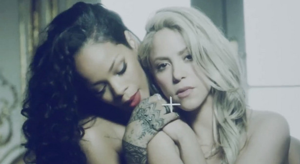 Shakira i Rihanna przytulają się i palą cygara – to najgoręszy klip roku 2014!