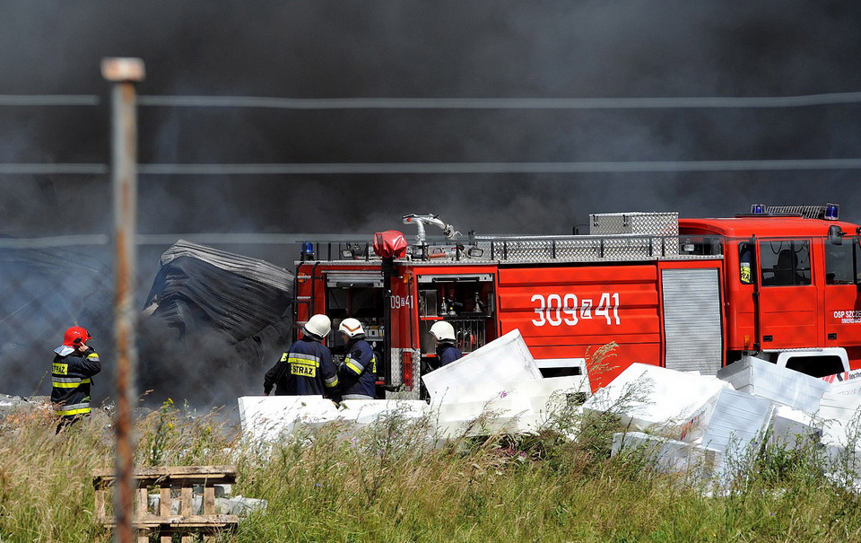 WEŁTYŃ POŻAR FABRYKI STYROPIANU