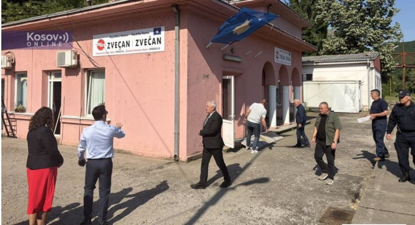 Železnička stanica Zvečan