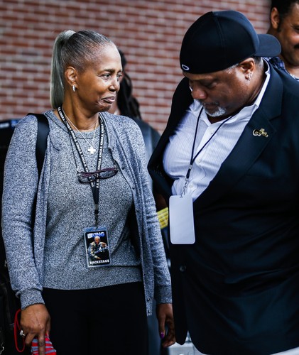 Manadżerka B.B. Kinga – LaVerne Toney i jego perkusista Tony Coleman