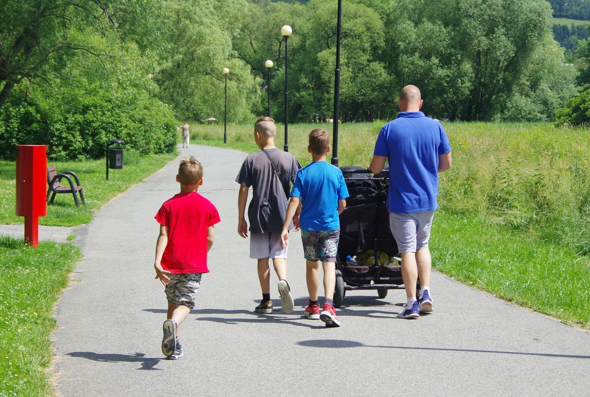 Będzie nowe świadczenie dla ojców. Ponad 1,8 tys. zł miesięcznie