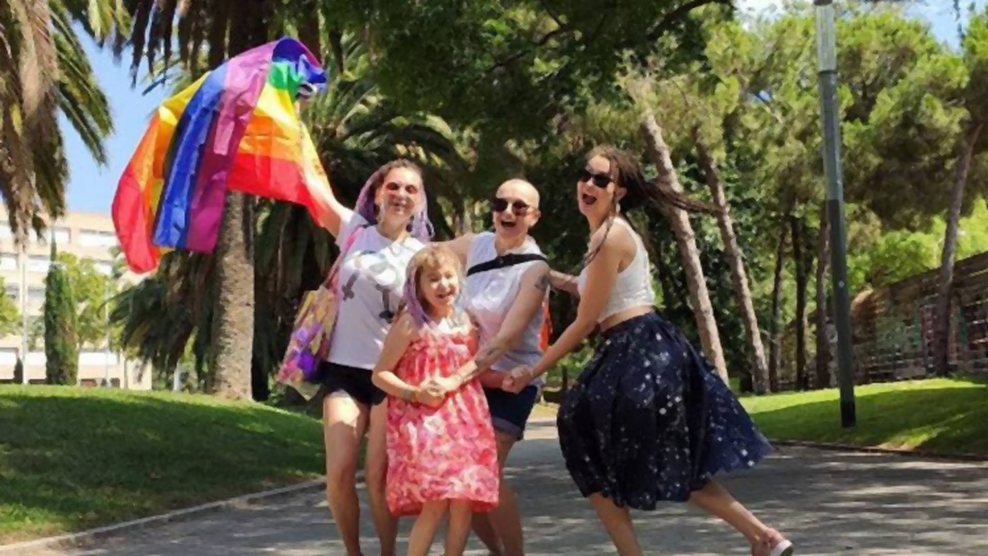 Ruska LGBT porodica pobegla iz zemlje jer su dobijali pretnje smrću zbog seksualne orijentacije