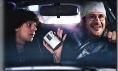 'Koniec trasy': Ostra jazda z Eisenbergiem i Segelem. RECENZJA DVD