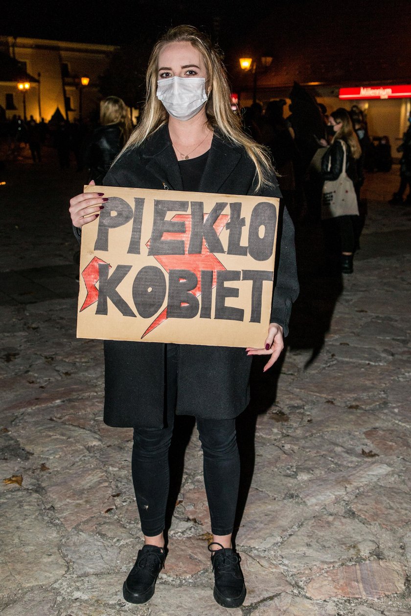 Protesty kobiet w małych miastach. Niepołomice