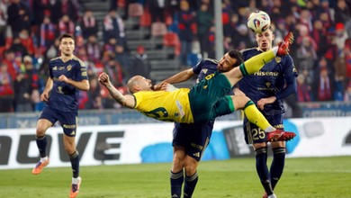 Raków traci punkt do lidera Ekstraklasy. Niespodziewana porażka Jagiellonii