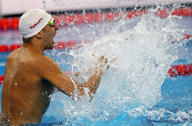 MŚ na krótkim basenie: Rekord świata Le Closa na 100 m stylem motylkowym