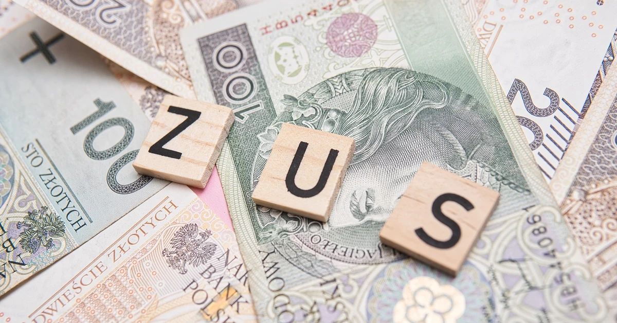 ZUS wypłaci 23 000 zł wraz z wyrównaniem za 5 miesięcy. Kto w maju otrzyma pieniądze?