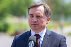 Ziobro interweniuje w sprawie Mariki. 'Sąd z powodów politycznych...'