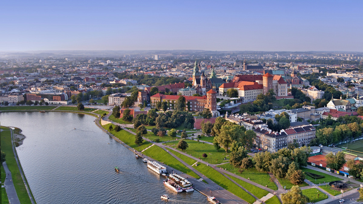 Cerkiew prawosławną i kościół św. Marka Ewangelisty w Krakowie albo kolonię robotniczą i fabrykę Bata w Chełmku, zespół zabudowań podworskich w Bobrku lub synagogę w Oświęcimiu będzie można zobaczyć w weekend podczas XVII Małopolskich Dni Dziedzictwa Kulturowego.