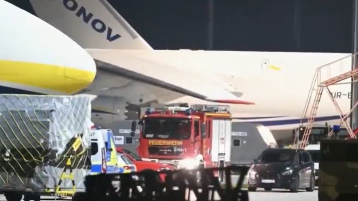 Ukrajinski putnički i avion DHL-a na meti dronova-bombi 