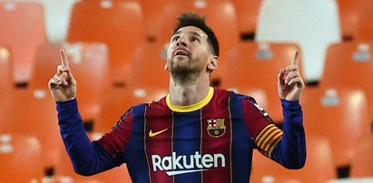 Messi w Barcelonie do końca kariery? Zgodnie z umową zagra tam prawie do czterdziestki 