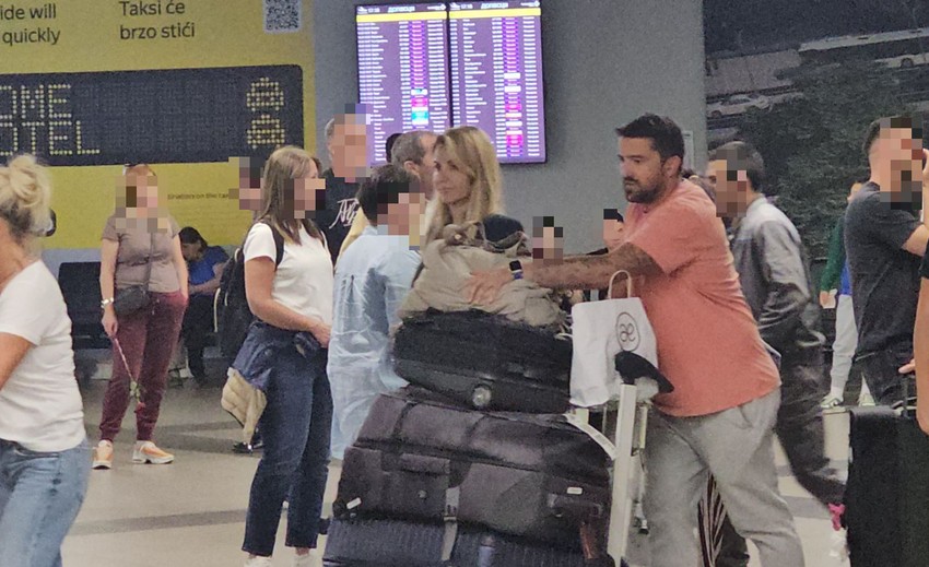 Janko i Biljana na aerodoromu