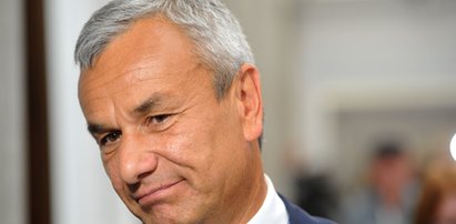 "Wprost": Minister jechał po pijaku. I walnął w...