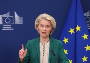  Ursula fon der Lajen