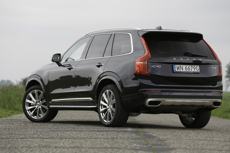 Volvo XC90 T6