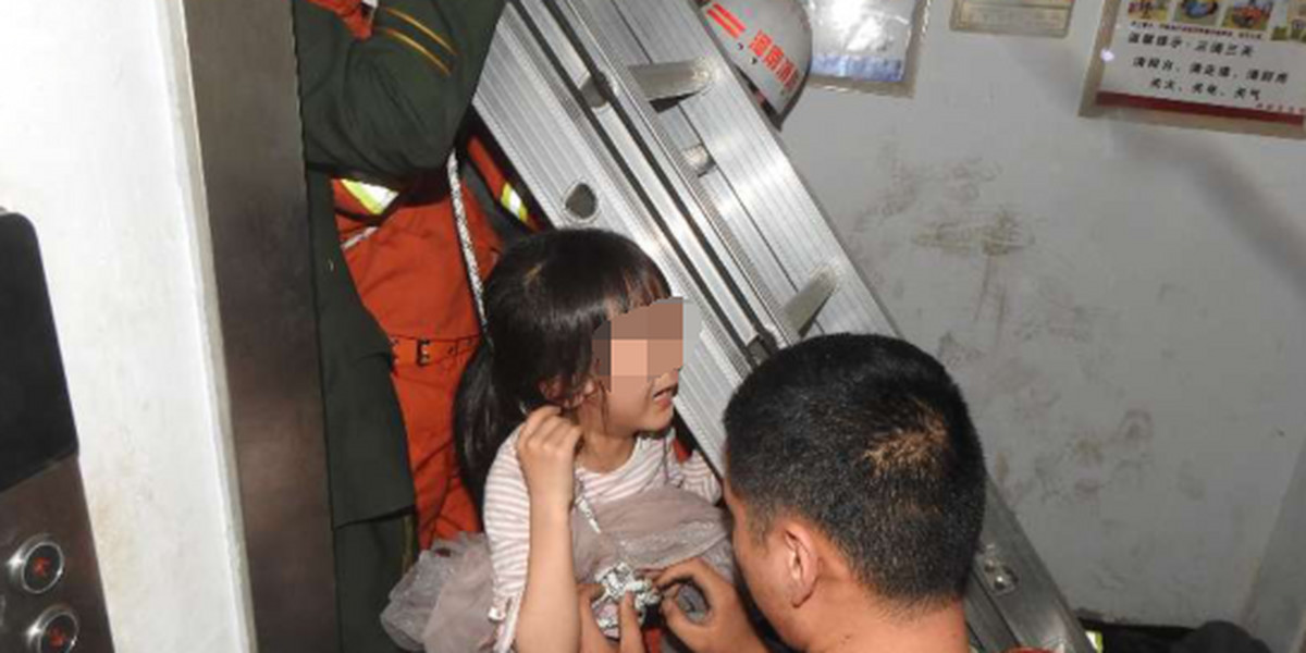 Chiny. 6-latka spadła do szybu. Cudem przeżyła