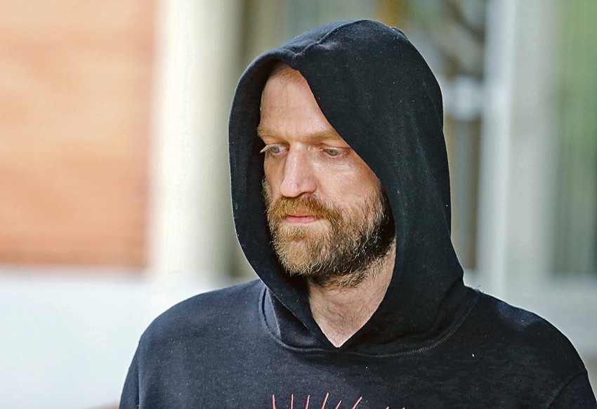 Modni kreator Darko Kostić tereti se za polno uznemiravanje maloletnog lica