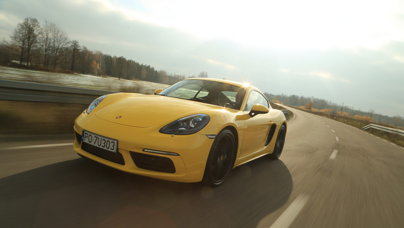 Maków gmina sprzedaje luksusowe Porsche Wiadomości