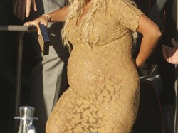 Kim Kardashian to przy niej drobinka! Liszowska "bardzo w ciąży"