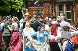 "Sami swoi. Początek" – prequel komedii powstaje w Muzeum Wsi Kieleckiej