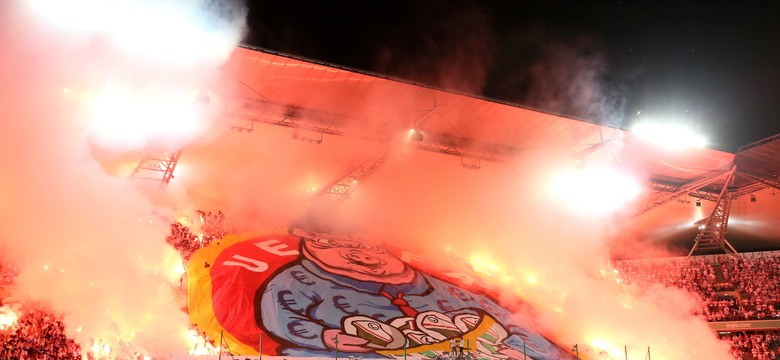 UEFA ukarała Legię. Kibice szybko odpowiedzieli kolejną oprawą [FOTO]