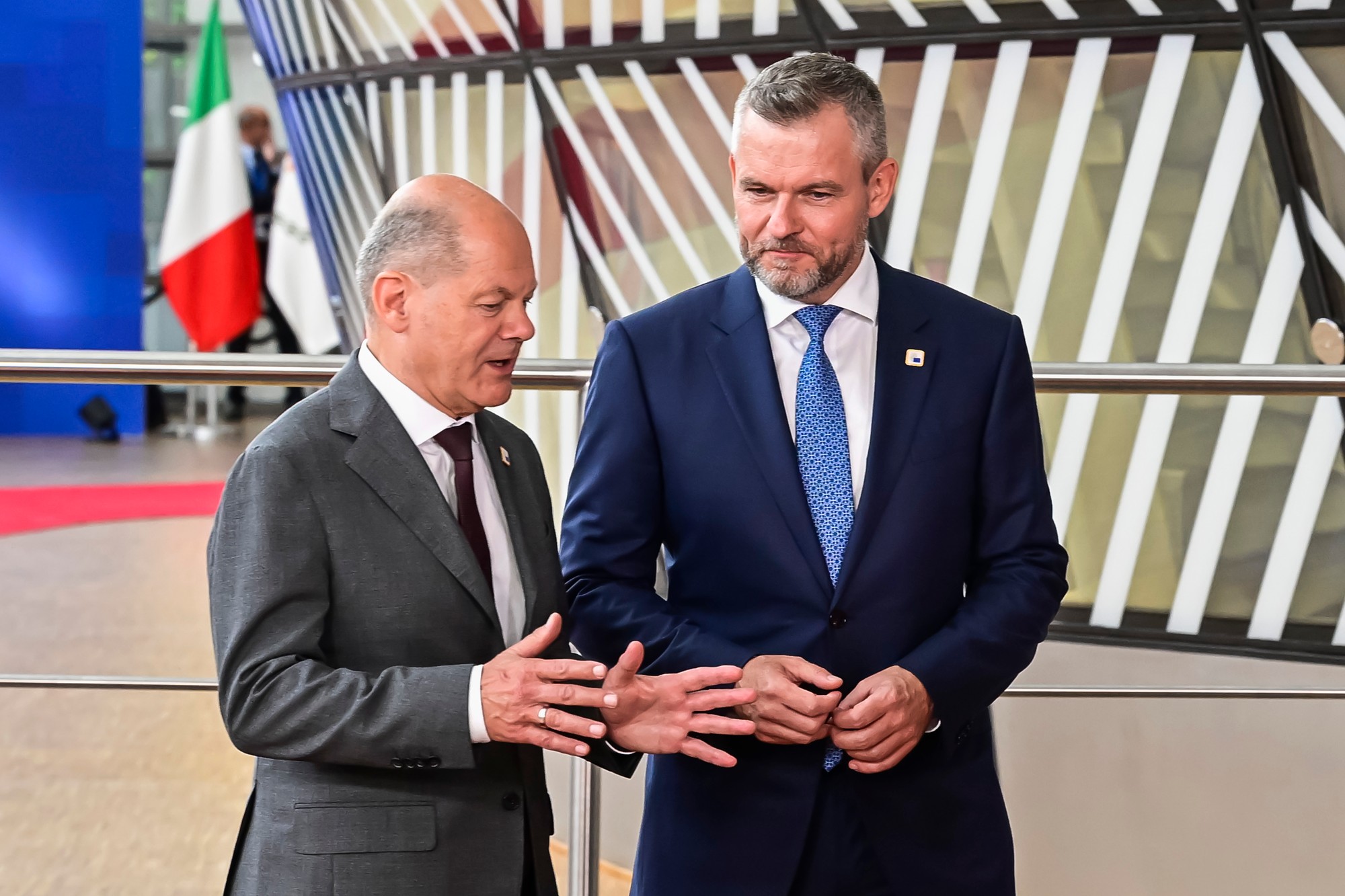 Nemecký kancelár Olaf Scholz a prezident SR Peter Pellegrini