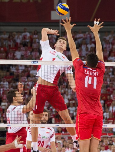 Polacy pokonali Francję. Nasi siatkarze na dobrej drodze po medal MŚ