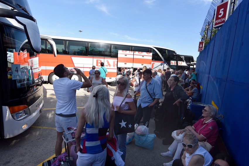 Jeftiniji prevoz do mora nego taksi do stanice