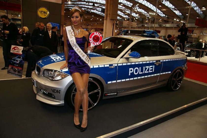 Essen Motor Show 2009: gorące dziewczyny i szybkie maszyny